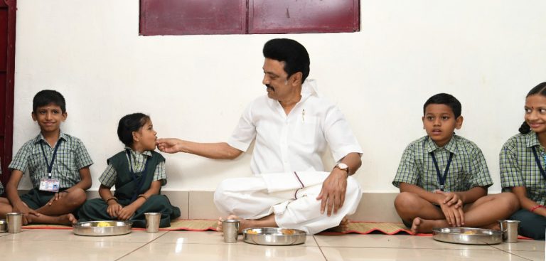 காலை உணவுத் திட்டம் தொடக்கம்