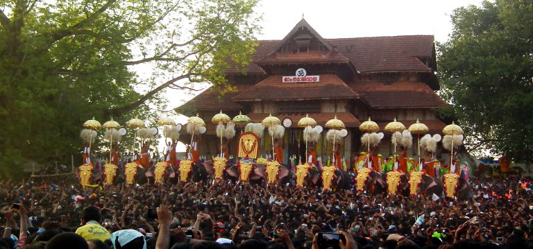 Temporary Stoppage Ambalapuzha, Punkunnam for Edathua Church Festival, Thrissur Pooram