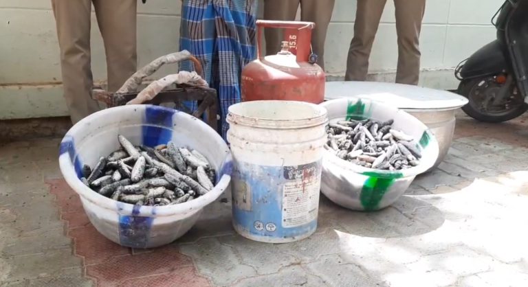 45 கிலோ கடல் அட்டைகள் கடத்த திட்டம்