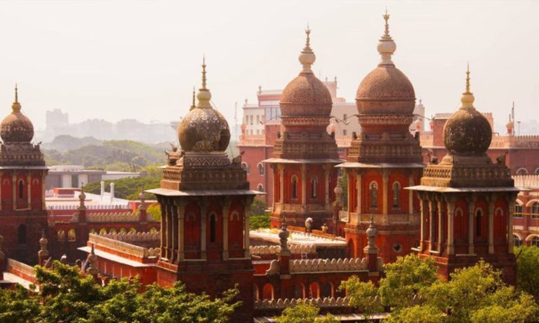 சிறுமிகளுக்கு பாலியல் தொந்தரவு – 20 ஆண்டுகள் சிறை