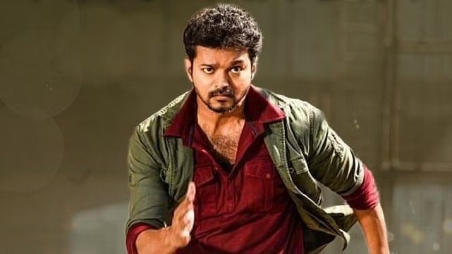 10, 12ம் வகுப்பு மாணவர்களுக்கு நடிகர் விஜய் பரிசு
