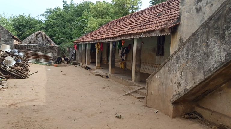 தந்தையுடன் சேர்ந்து கணவனை கொன்ற பெண்